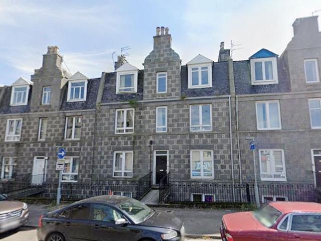 Flat for sale in Ballindoch, Scotland