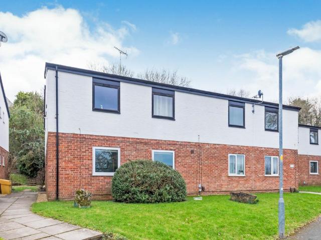 Flat for sale in Rodbourne, Swindon