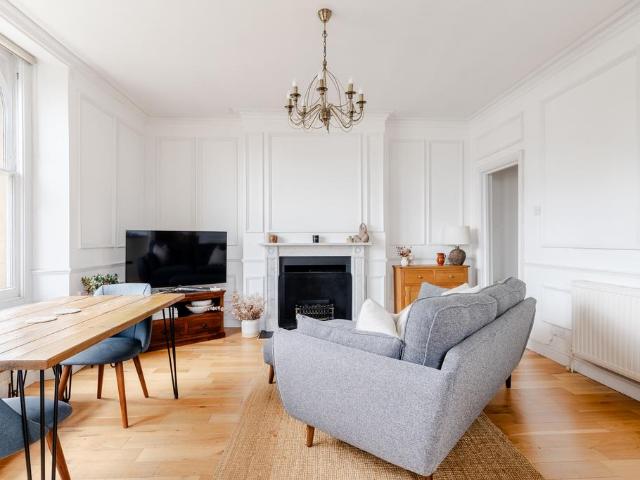 Flat for sale in Cotham, Bristol