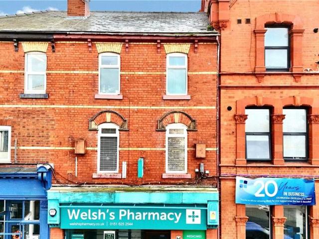 Flat for sale in Grange, West Kirby