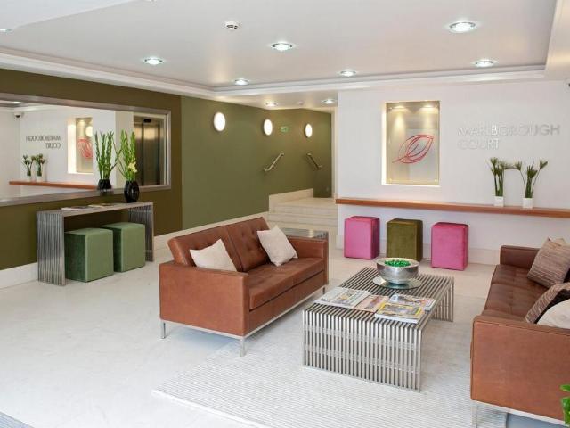 Flat for sale in London Borough of Hounslow, Strand
