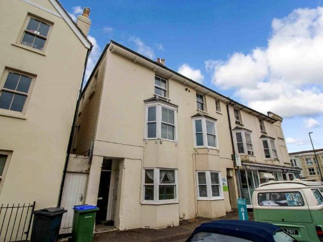Flat for sale in Clapham, West Sussex