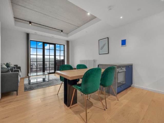 Flat for sale in Goodluck Hope, Blackwall