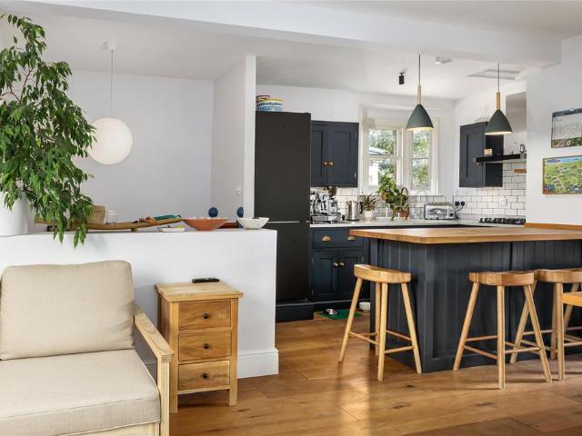 Flat for sale in The Slade, Oxfordshire