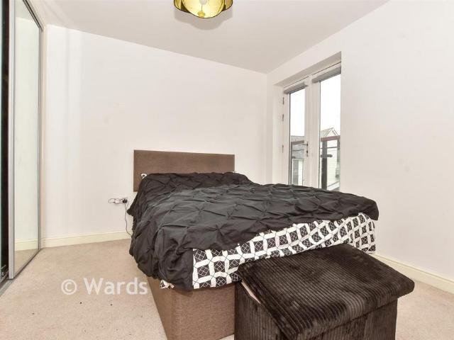 Flat for sale in Harbledown, Canterbury