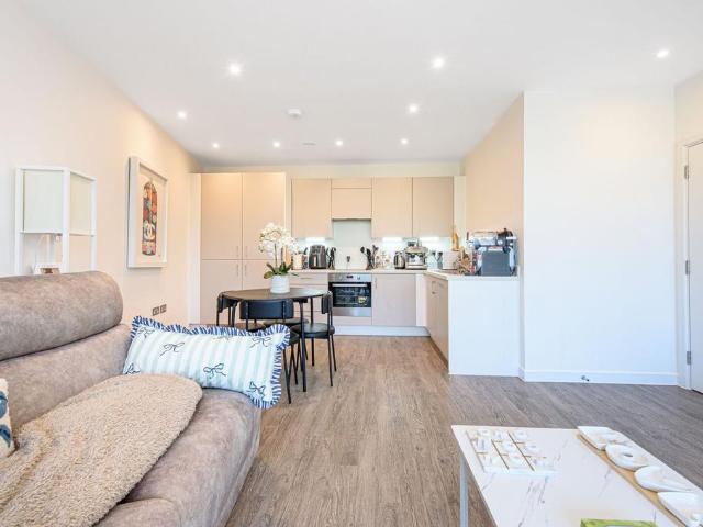 Flat for sale in Mill Hill, Isle Of Man