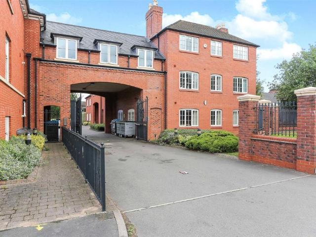 Flat for sale in Coleshill CP, Gun Hill