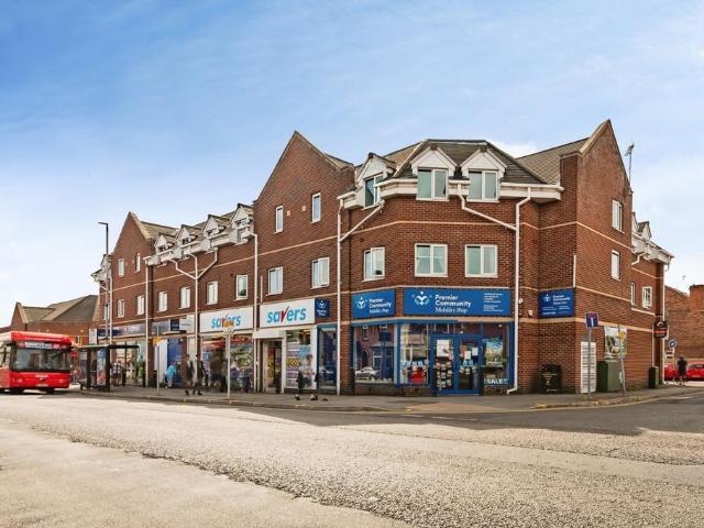 Flat for sale in Gedling