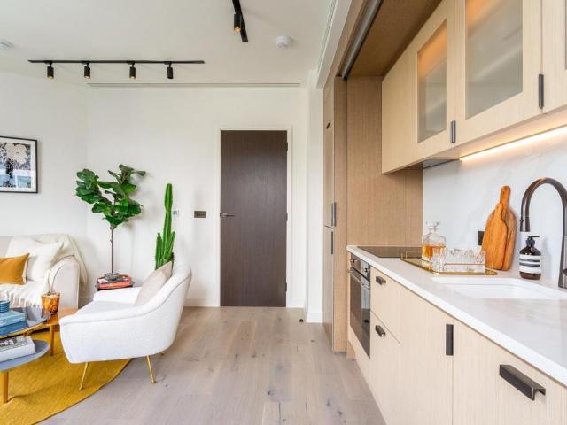 Flat for sale in Notting Hill, Greater London