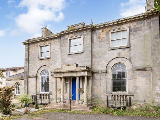 Flat for sale in Leith Links, Leith