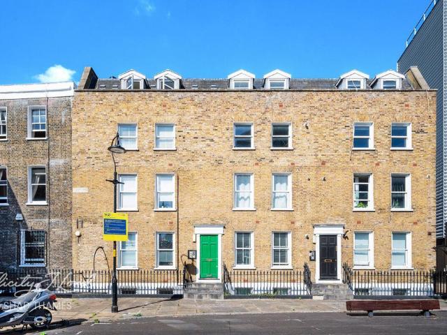 Flat for sale in The Borough, Greater London