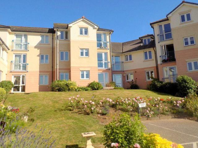 Flat for sale in Budlake, Devon