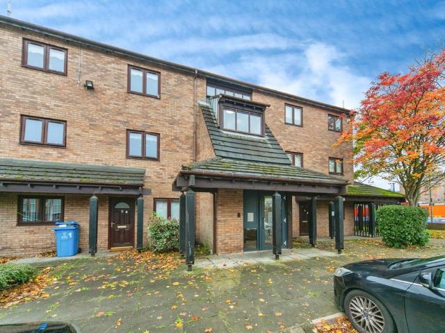 Flat for sale in Orrell Park, Calderstones