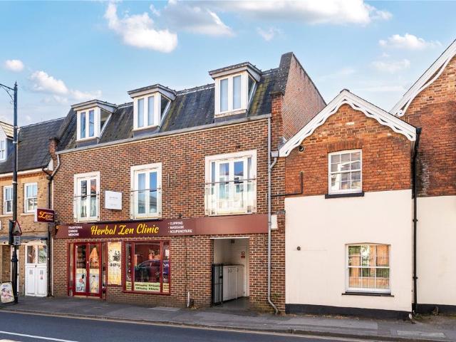 Flat for sale in Blackhills, Surrey