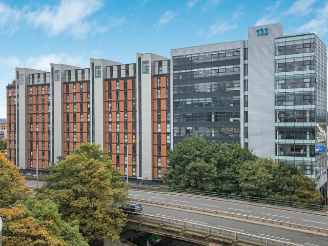 Flat for sale in Anderston, Scotland