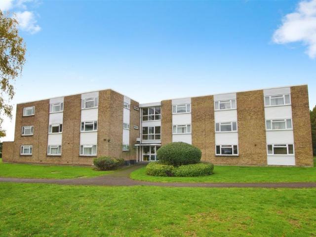 Flat for sale in Vastern, Wiltshire