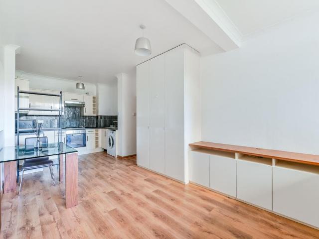 Flat for sale in City of Westminster, Greater London