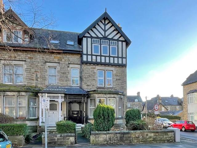 Flat for sale in High Harrogate, Harrogate