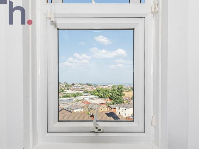 Flat for sale in Elmfield, Ryde