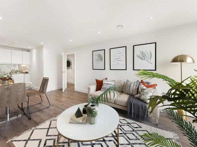 Flat for sale in Streatham Hill, Isle Of Man