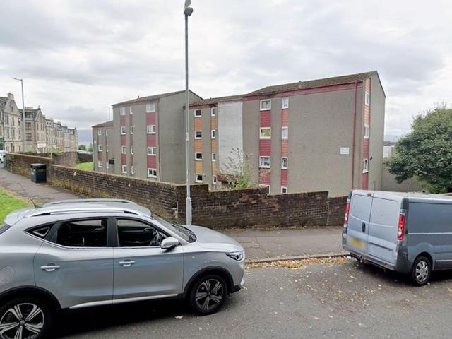 Flat for sale in Greenock, Scotland