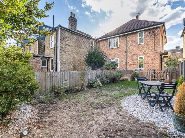 Flat for sale in Royal Borough of Kingston upon Thames, Greater London