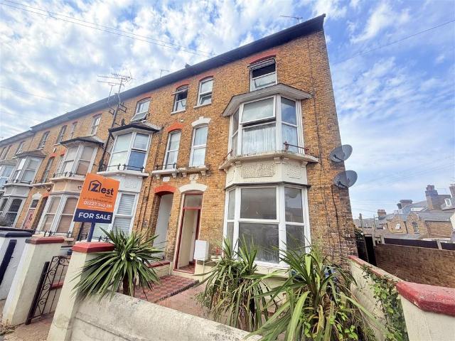 Flat for sale in Mickleburgh Hill, The Bridge