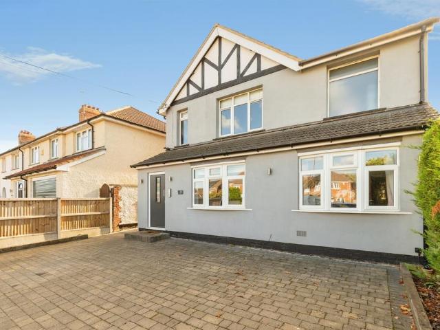 Flat for sale in Arlesey