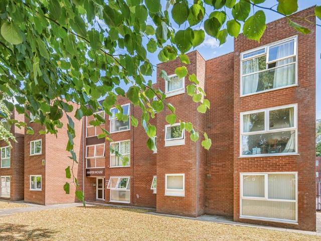 Flat for sale in Georgia, Greater Manchester