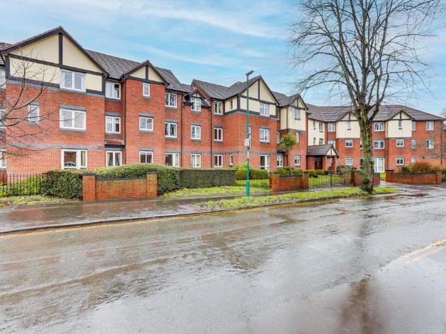 Flat for sale in Sherwood, Haddon