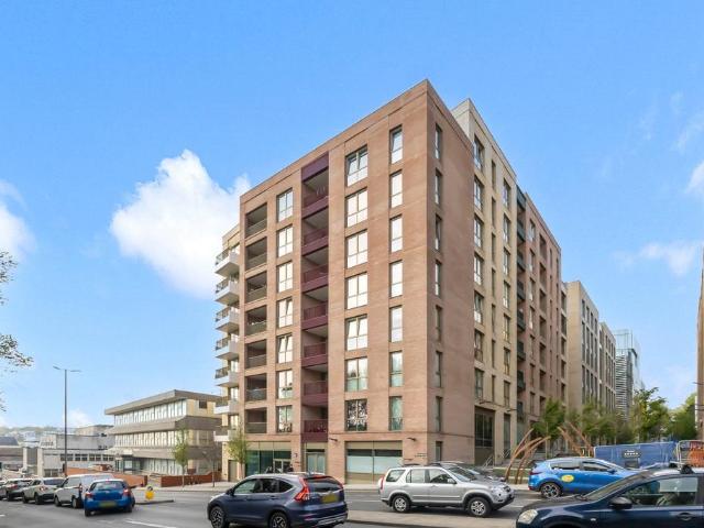 Flat for sale in Queen's Park, Brighton & Hove