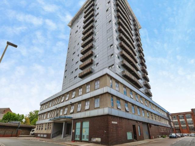 Flat for sale in St Matthew's, Old Wharf