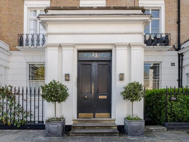 Flat for sale in Notting Hill, Greater London