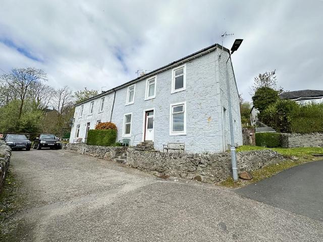 Flat for sale in Tighnabruaich, Scotland