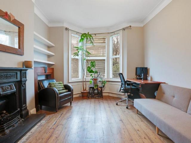 Flat for sale in Penge, Isle Of Man