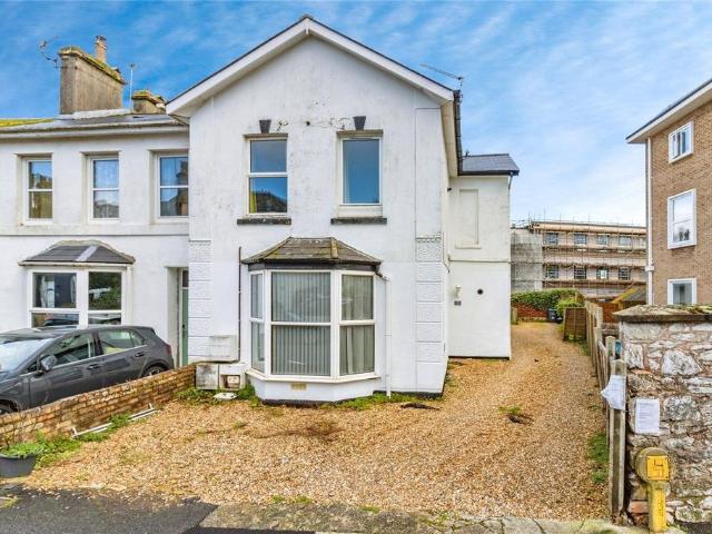 Flat for sale in St Michaels, Livermead