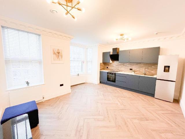 Flat for sale in College Park, Greater London