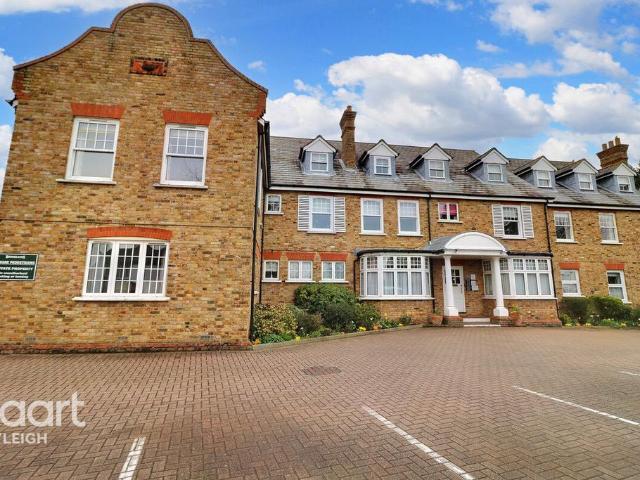 Flat for sale in Barling, Isle Of Man