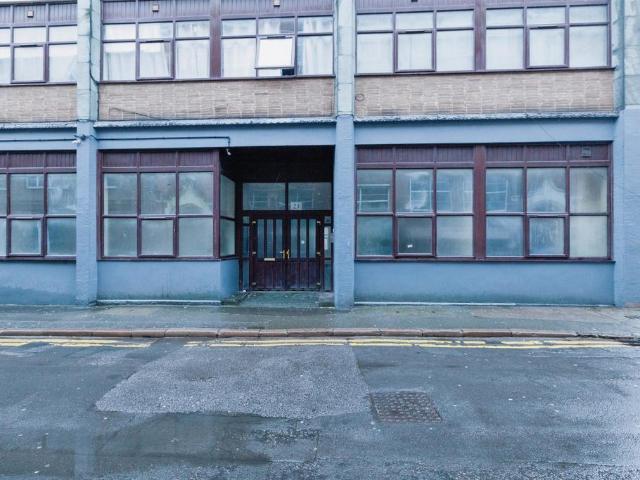 Flat for sale in St Matthew's, Old Wharf