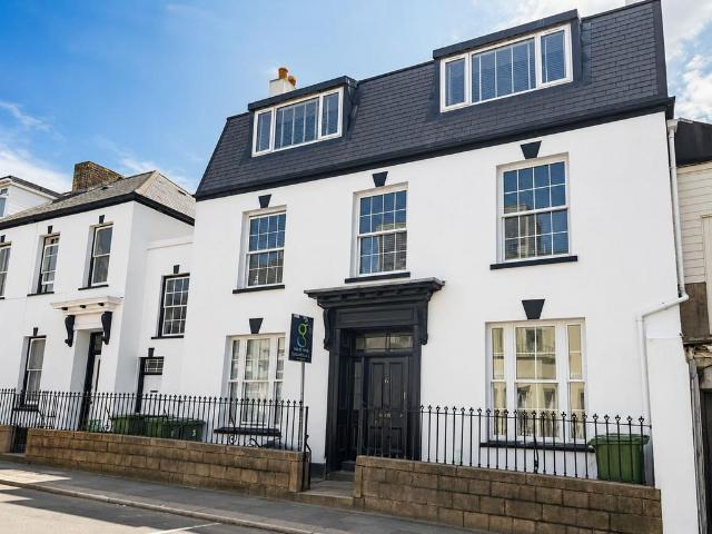 Flat for sale in St Helier, Greater London
