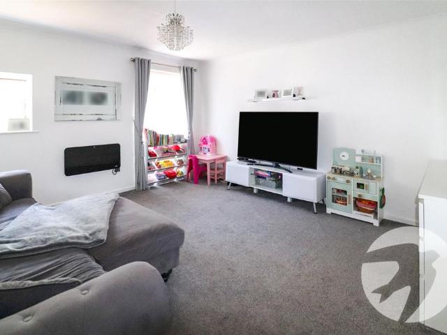 Flat for sale in London Borough of Bexley, Greater London