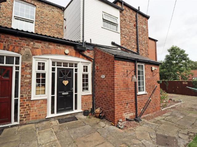 Flat for sale in Stockton-on-tees