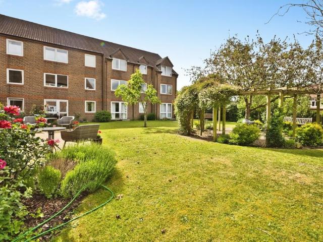 Flat for sale in Wells, Somerset