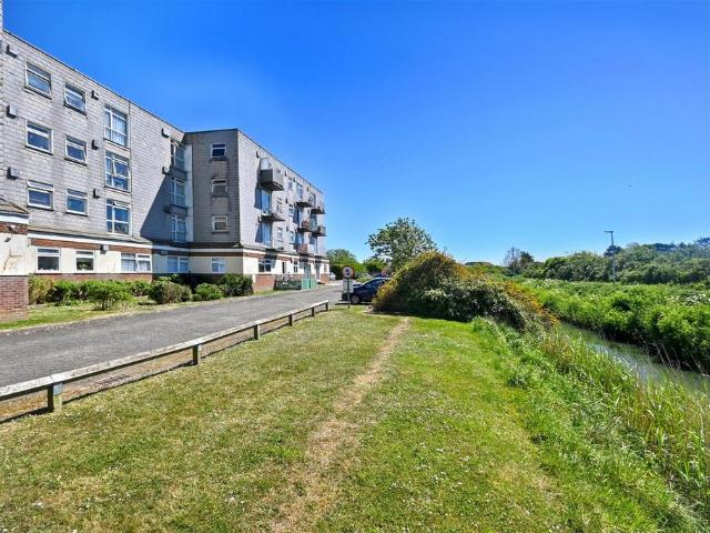 Flat for sale in St Anthony's Hill, Eastbourne