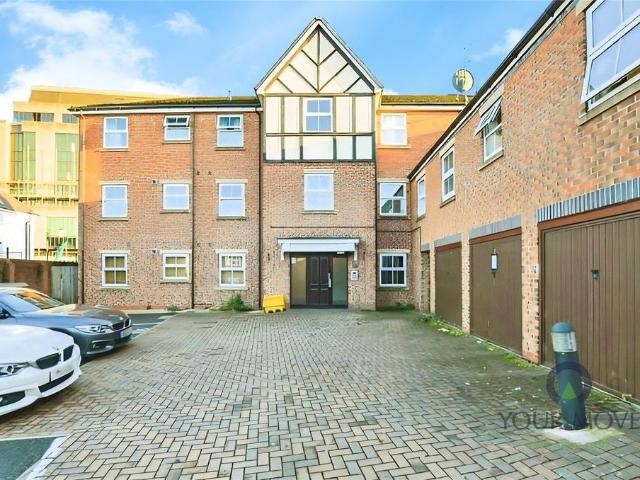 Flat for sale in Guns Village, West Bromwich