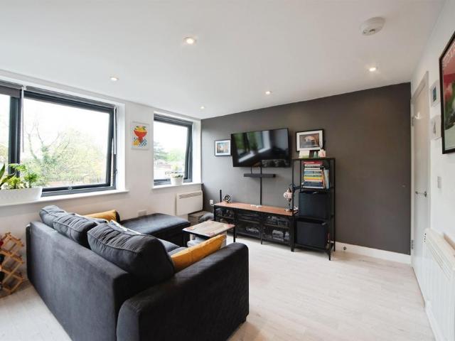 Flat for sale in Warblington, Spring Vale