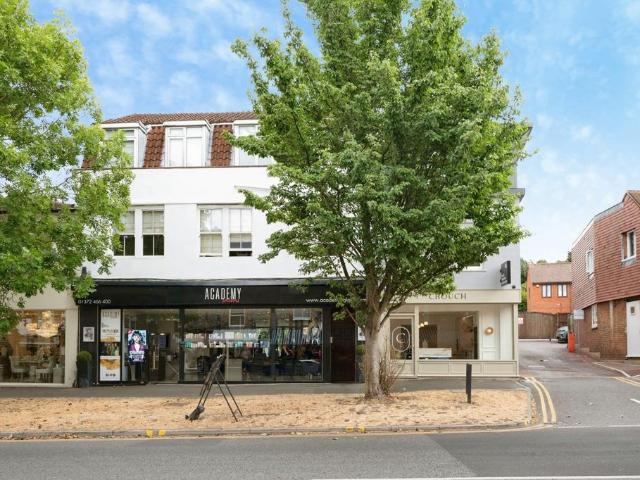 Flat for sale in Lower Green Esher, Blackhills
