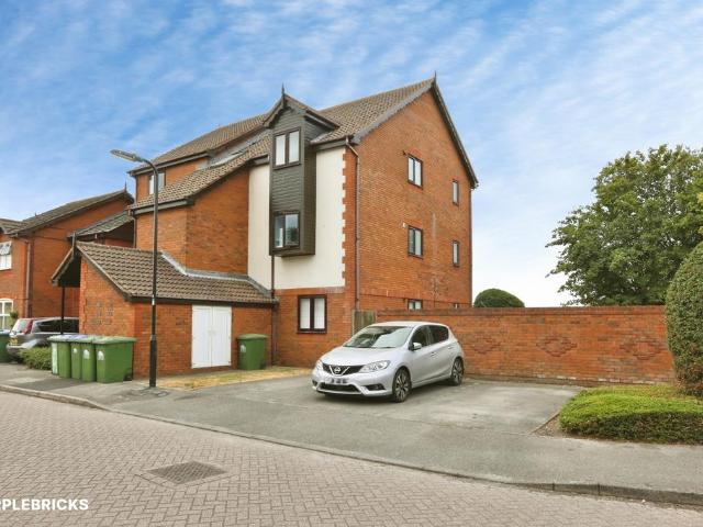 Flat for sale in Woolston, City Of Southampton