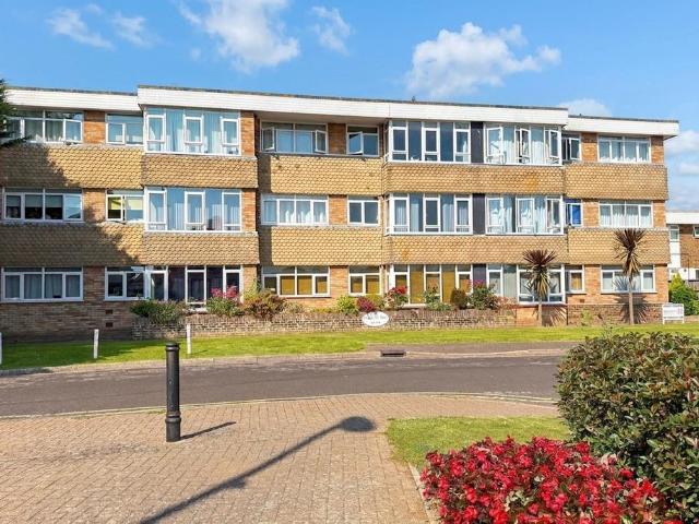 Flat for sale in Rustington, Clapham