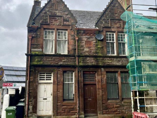 Flat for sale in Maybole, Scotland